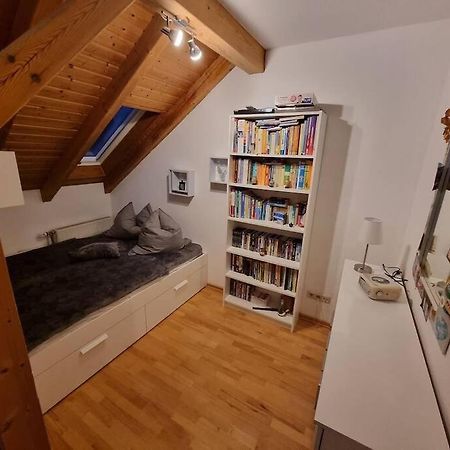 Gemuetliche Dachgeschosswohnung Erfurt Kültér fotó