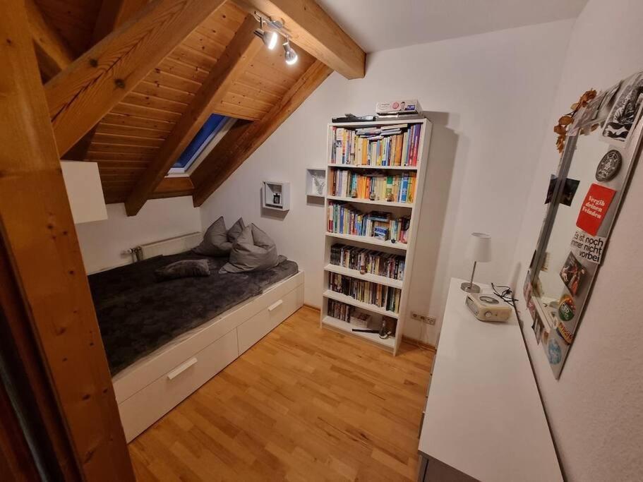 Gemuetliche Dachgeschosswohnung Erfurt Kültér fotó